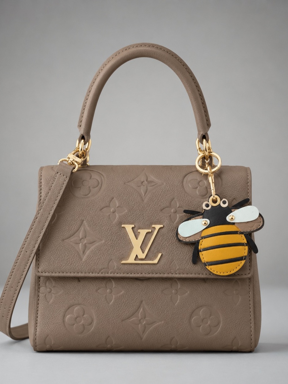 Bee Keychain/Bag Charm ***Bag not included ***